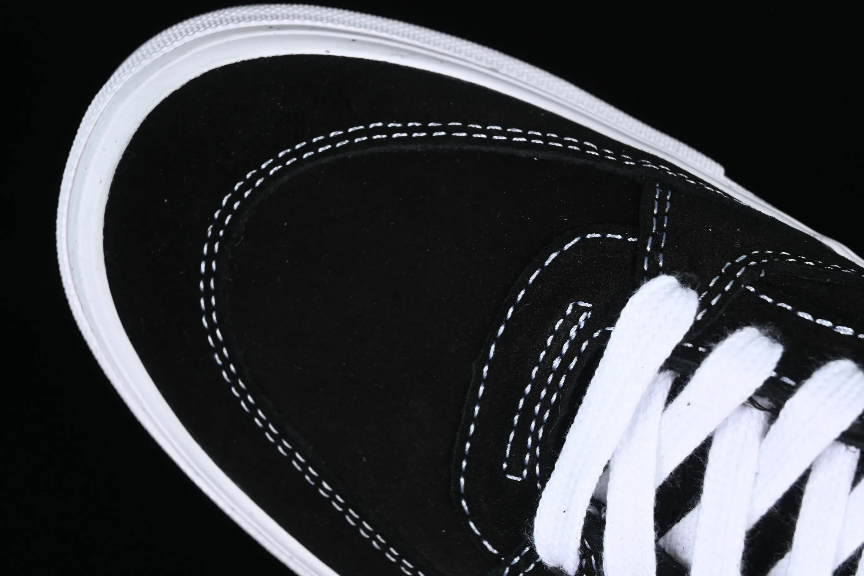 All Categories Vans Vans Series Vans Mid Vans China Vans Half Cab 33 Dx Anaheim Series China Skateboard Shoes VN0A5FCDY28